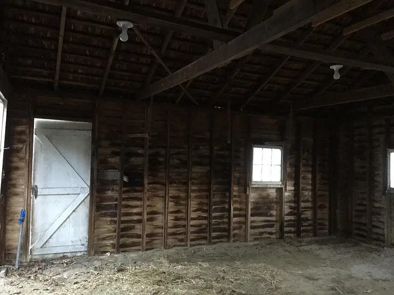 1032 Washington Ave — Photo 12