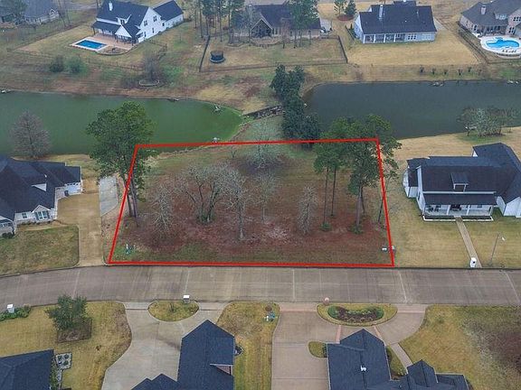 2nd image of 106 Southern Hills Dr