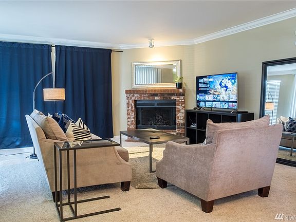 5th image of 10822 NE 148th Ln Unit J101