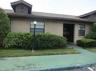 611 Hampton St, Auburndale, FL 33823