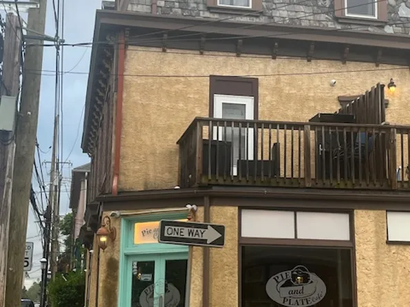 43 N Main St APT 2A, Ambler, PA 19002