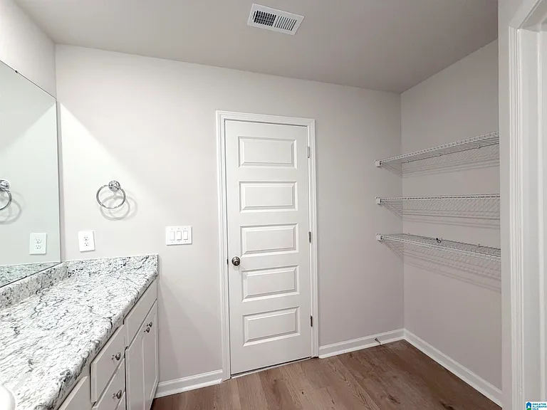128 Challenger Way — Photo 22