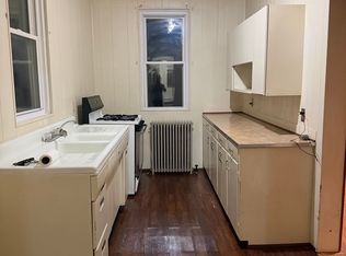 111 E Adams Ave, Vandergrift, PA