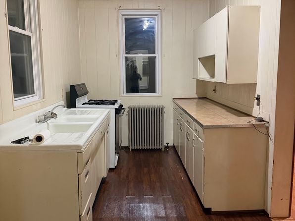 111 E Adams Ave