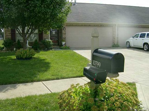 3rd image of 10799 Whippoorwill Ln