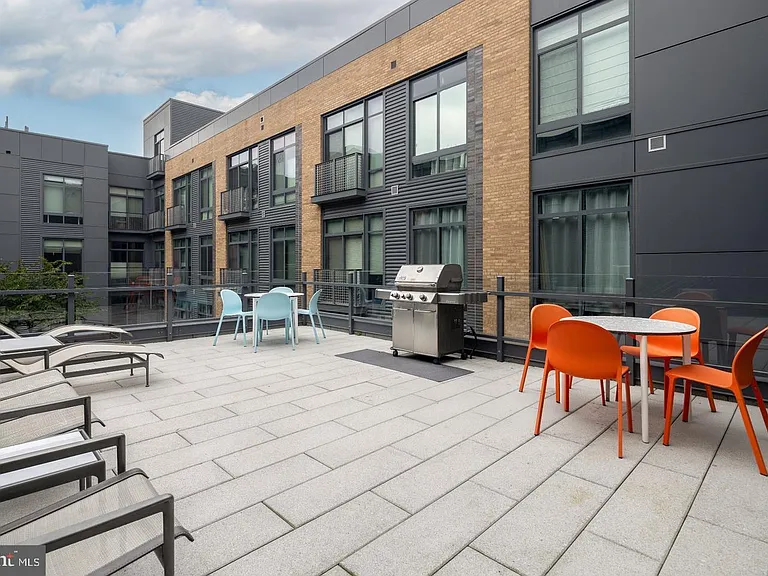 525 Water St SW #324 — Photo 30