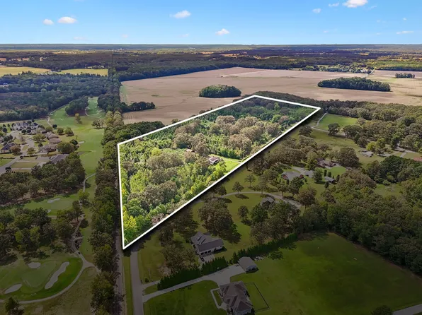 495 Hickory Dr, Manchester, TN 37355