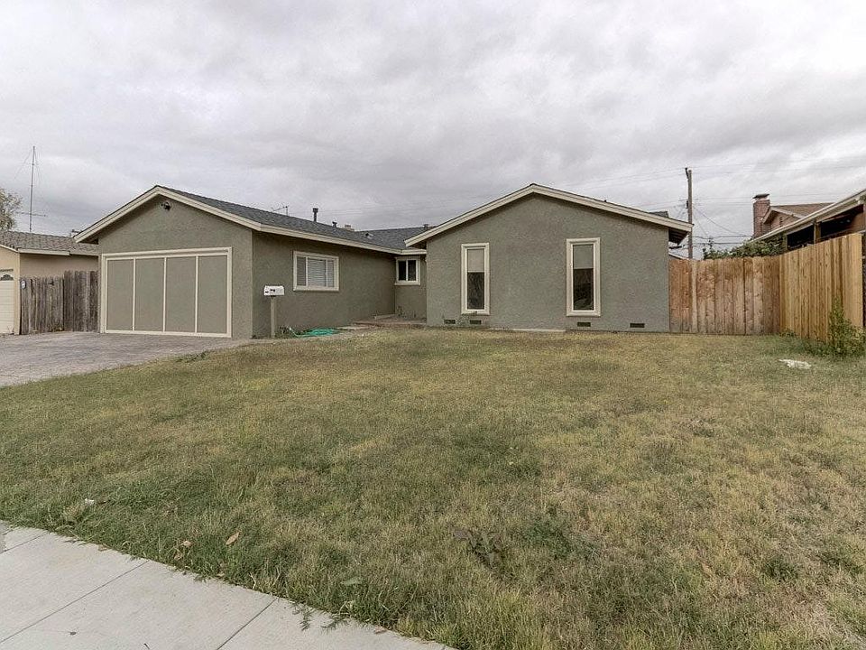 1st image of 3131 Vesuvius Ln