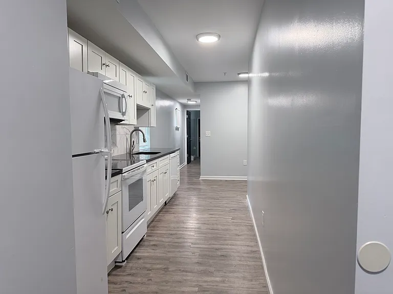 1729 Saint Paul St #2 — Photo 11
