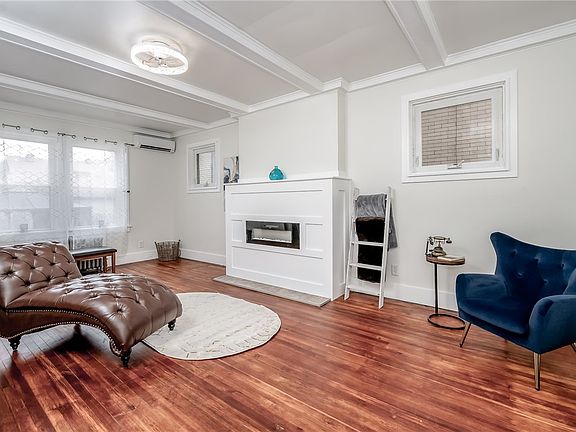 5th image of 3932 McClure Ave