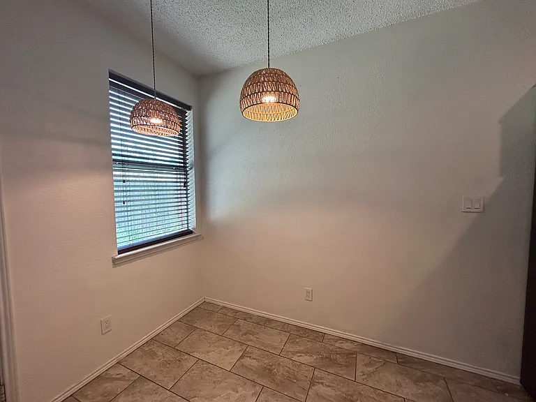 6404 Downeast Dr — Photo 4