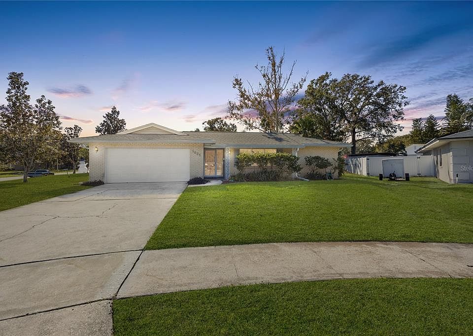 1st image of 1025 LANCELOT WAY