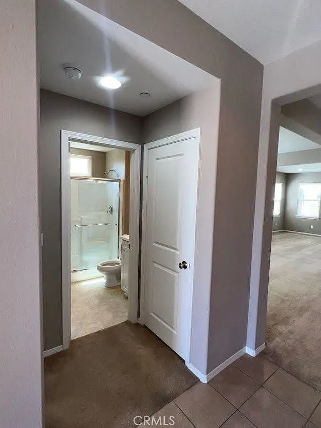 5 bed, 2728 sqft, $3,550 — Photo 3