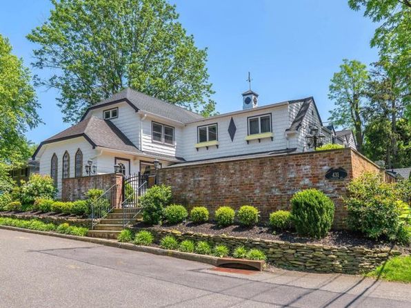 431 Carpenter Ave