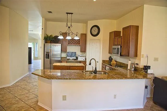 3713 Tulip Tree Dr — Photo 16