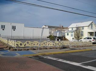 305 E Rio Grande Ave, Wildwood, NJ 08260
