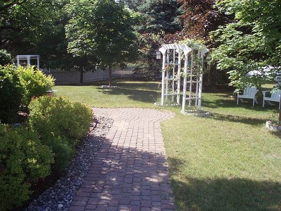 3rd image of 11839 Chaney Dr