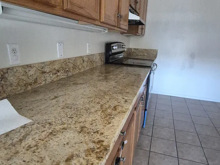 225 Couch St #227 — Photo 5