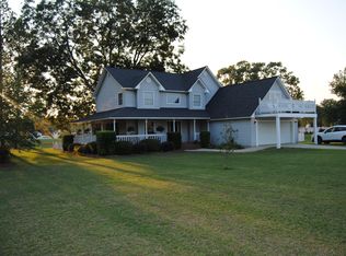 68 Chesley Rd, Hazlehurst, GA 31539