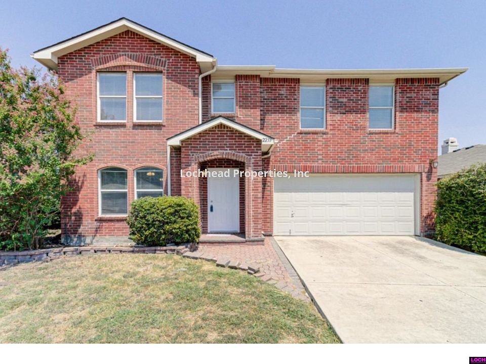 1st image of 2233 Maple Dr