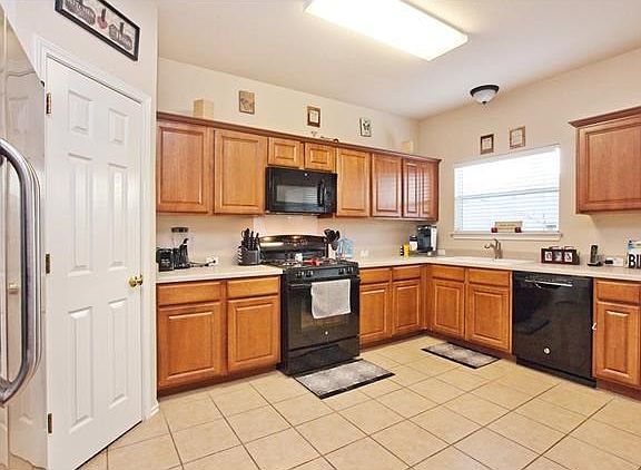 5th image of 241 Poplarwood Dr