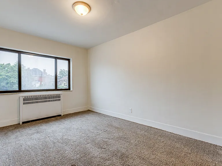 2915 Belrose Ave #203 — Photo 20