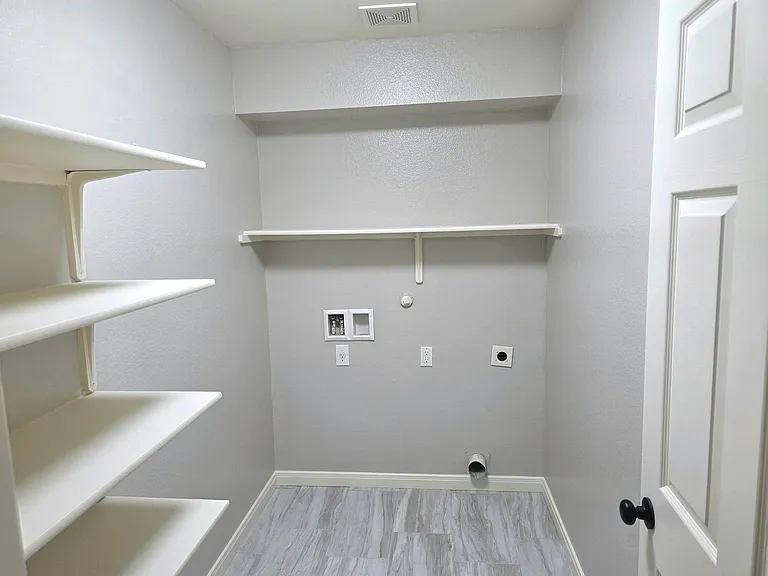 6613 Tierra Dr — Photo 6