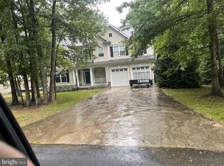 100 Sycamore Pl, Cross Junction, VA 22625