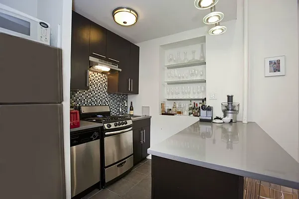 Rented by Living New York | media 14