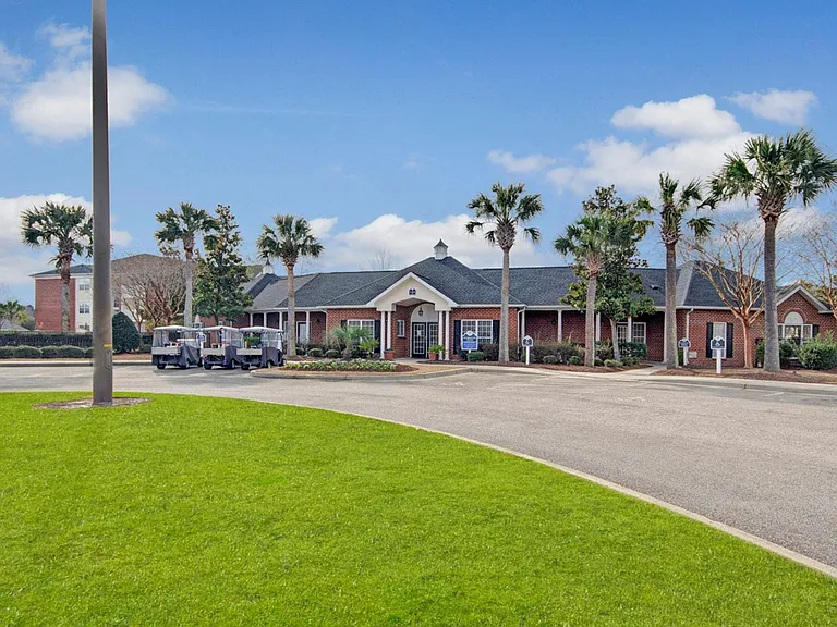 Leasing Office