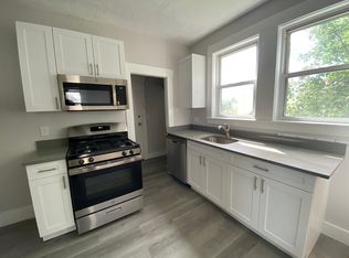7 Kingsdale St #2B, Dorchester Center, MA 02124