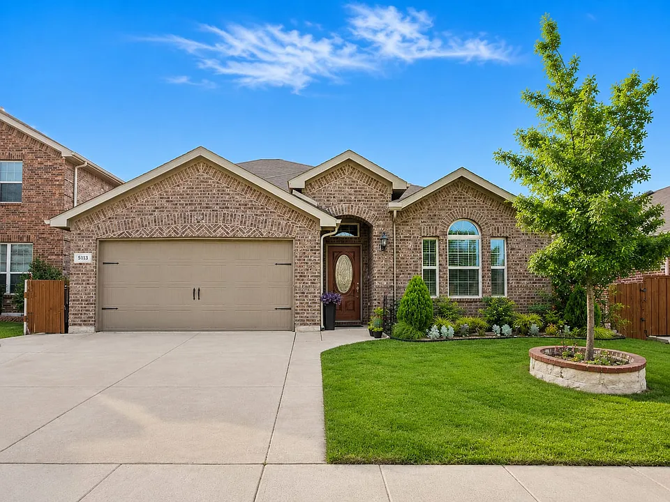 5113 Texana Dr