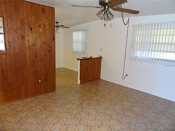 4th image of 8816 93rd Ave