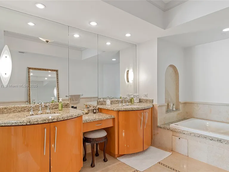 17875 Collins Ave #3404 — Photo 20