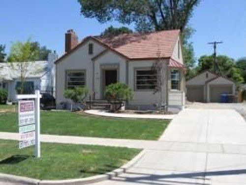 1st image of 2553 S Dearborn St