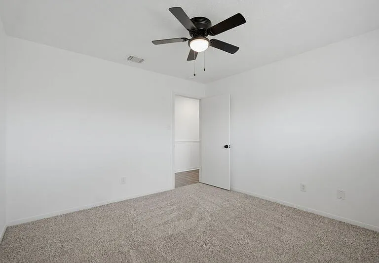 66 T Huxley Ln — Photo 22