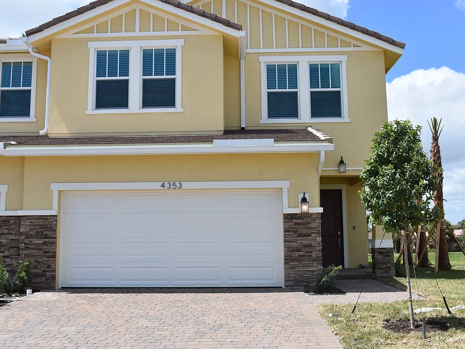 1st image of 4353 Lago Dr