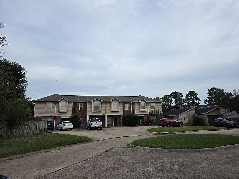 1st image of 10007 Emerald Creek Dr Unit C