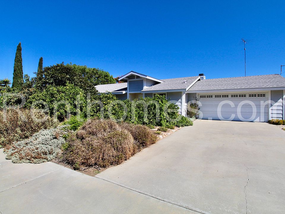 1st image of 2735 Mercury Dr