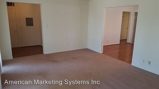3rd image of 841 N Delaware St