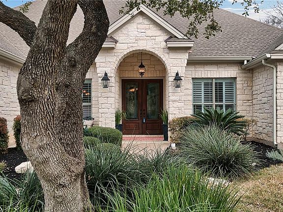 2nd image of 1406 Shinnecock Hills Dr