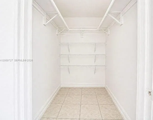 2831 SW 21st St — Photo 7