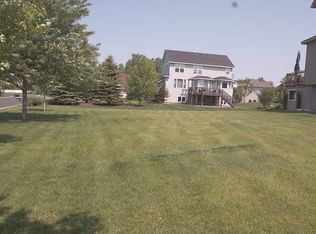 3045 Caledonia Dr, Farmington, MN 55024