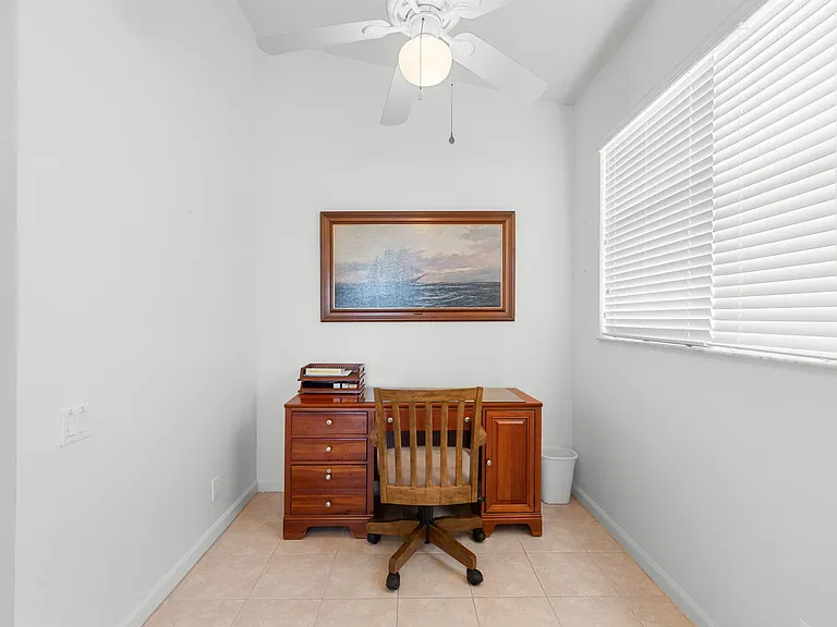 364 NW Sunview Way — Photo 13