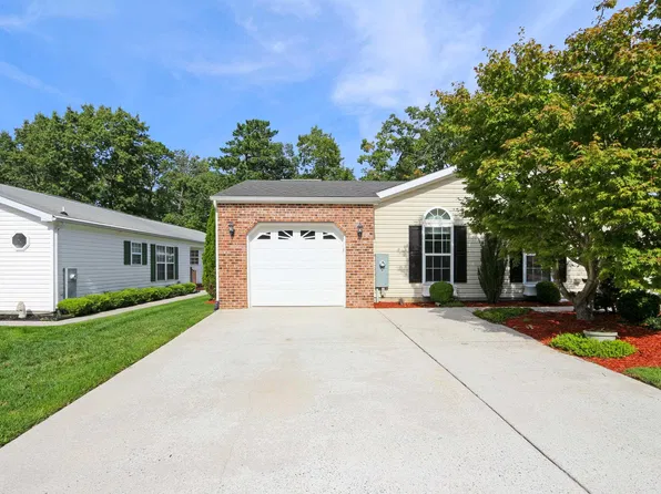 268 Pebble Beach Dr, Mays Landing, NJ 08330