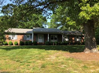 4602 Harvey Rd, Jamestown, NC 27282