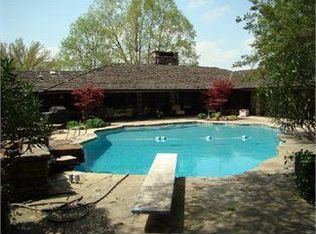 312 Crescent Pl, Stuttgart, AR 72160