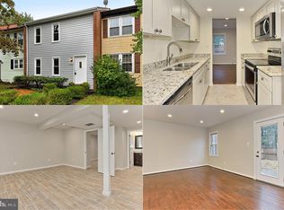556 Crestwood St SW, Leesburg, VA 20175