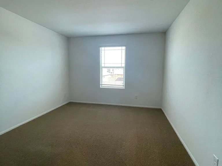 6124 Castle Gardens Ave — Photo 20