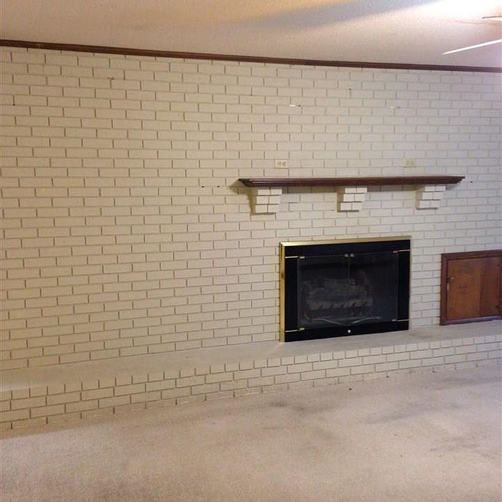 1st image of 115 W Steward Dr